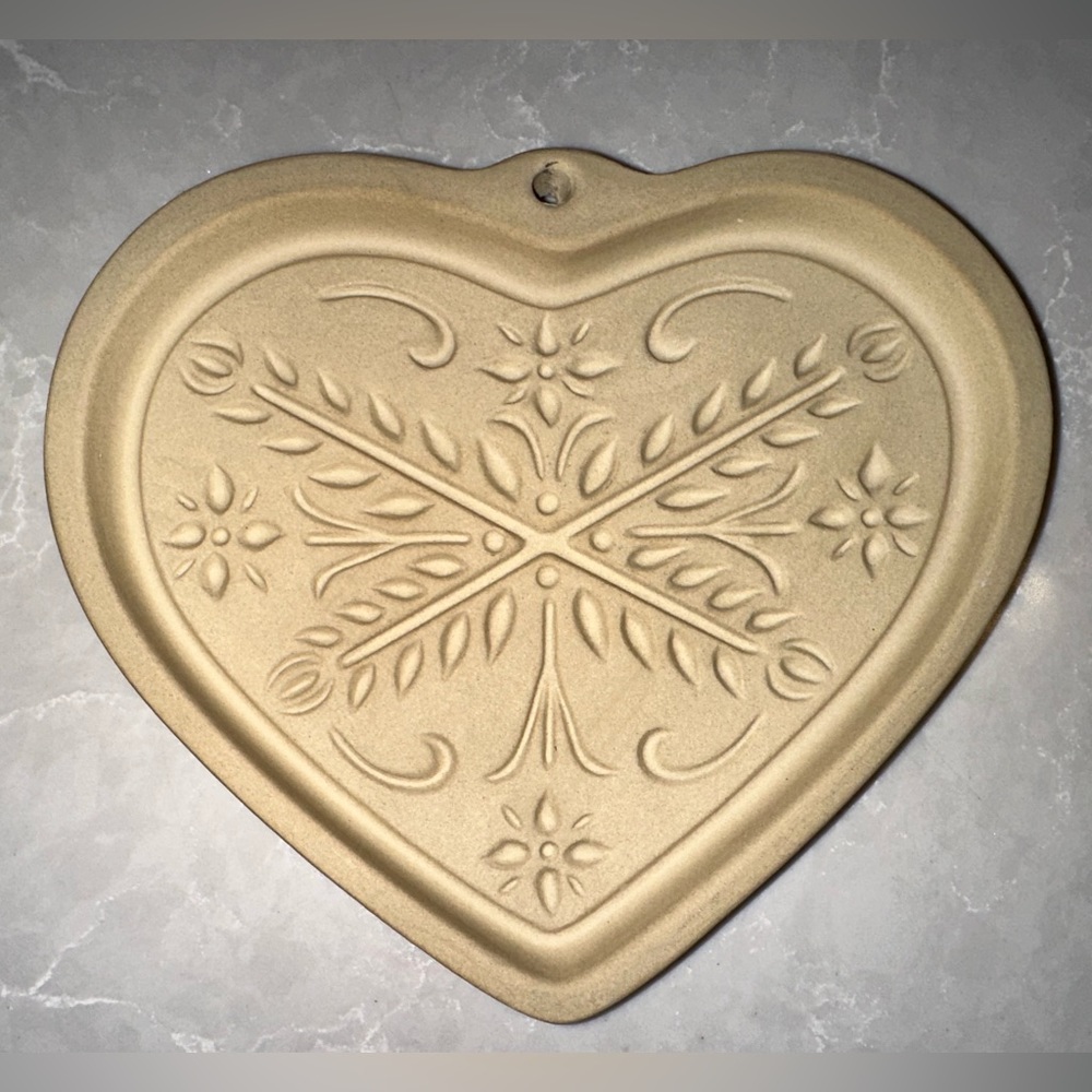 Pampered Chef Cookie Stamp Press 2000 Anniversary Heart Family Heritage Vintage